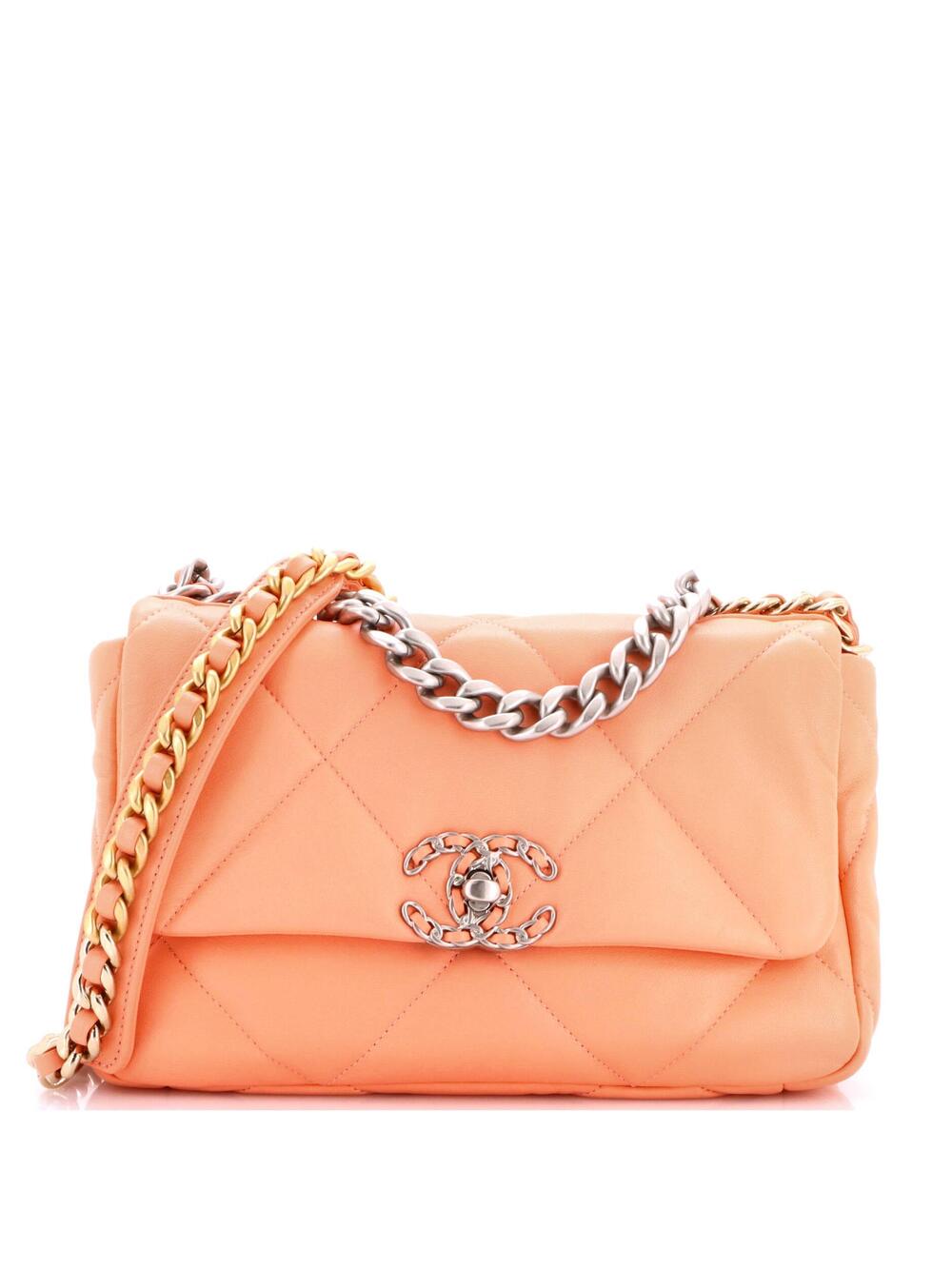 Chanel 19 Flap Bag Quilted Leather #318982C37B